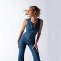 Denim dames jumpsuit met hartdetail en vrouwelijke flair – Veranza