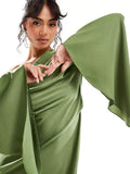 Satijnen one-shoulder maxi jurk met asymmetrische zoom – Jade