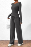 Comfortabele dames set met ronde hals en lange mouwen – Livia
