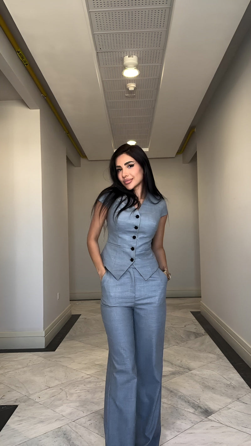 Elegant damespak voor zakelijke en chique looks – Yara