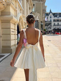 Romantische mini jurk met open rug voor dames – Elenora