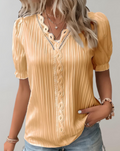 Elegante top met pofmouwen en kanten details – Sophie