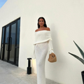 Off-Shoulder Maxi Jurk met Flared Mouwen en Bouclé – Elise