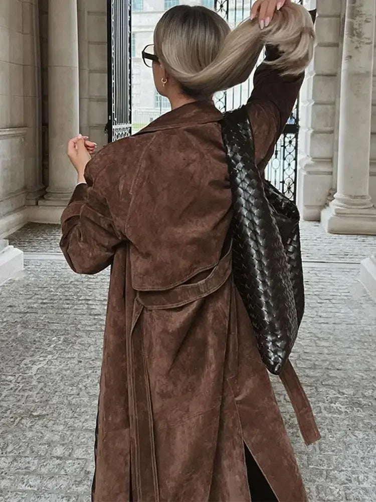 Chique lange trenchcoat met urban look – Sophie