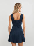 Mini Jurk met Vierkante Hals en Kantdetails - Emma