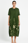 Bloemenjurk met ademende stof en elegante pasvorm – Nicka