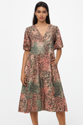 Zomerjurk met bloemenprint en wikkeldesign – Sofie