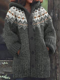 Noors Gebreide Cardigan met Comfortabele Pasvorm – Liv