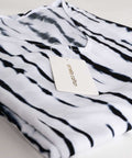 Zwart witte dames kaftan met luxe uitstraling – Yana