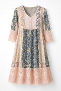 Bohemian Maxi Jurk met Bloemenprint en Kantdetails – Liora