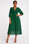 Zijdezachte chiffonjurk met elegante pasvorm – Abelya