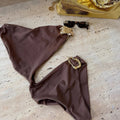 One-Shoulder Badpak Goud Details Luxe Look – Marvessa