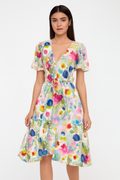 Zomerjurk met luchtige pasvorm en flair – Mila