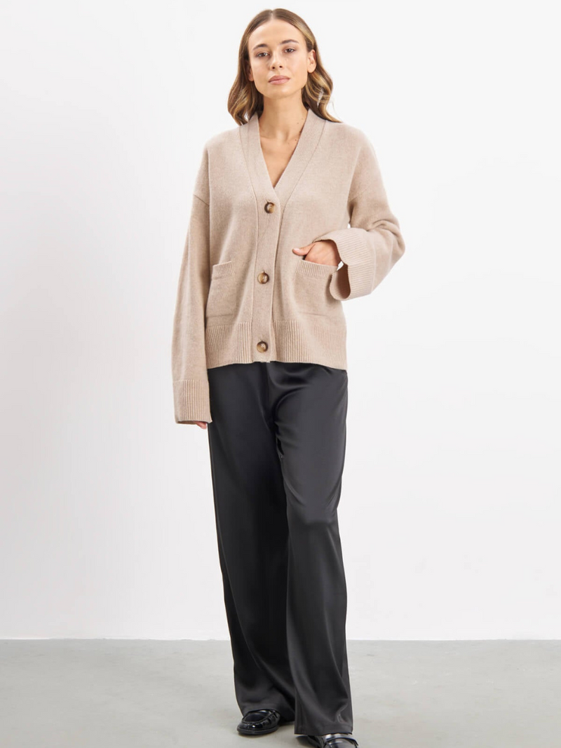 Oversized gebreide damescardigan met V-hals – Elise