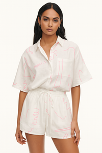 Zomerse dames set met knoopshirt en shorts – Leona