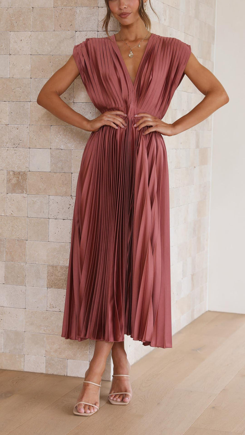 Elegante damesjurk met V-hals en plooien – Chloé