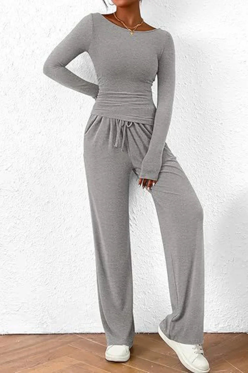 Comfortabele dames set met ronde hals en lange mouwen – Livia