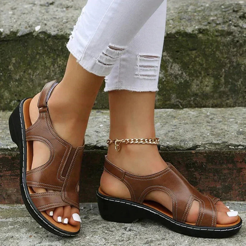 Orthopedische sandalen voor pijnvrije wandelingen en comfort - Beatrix