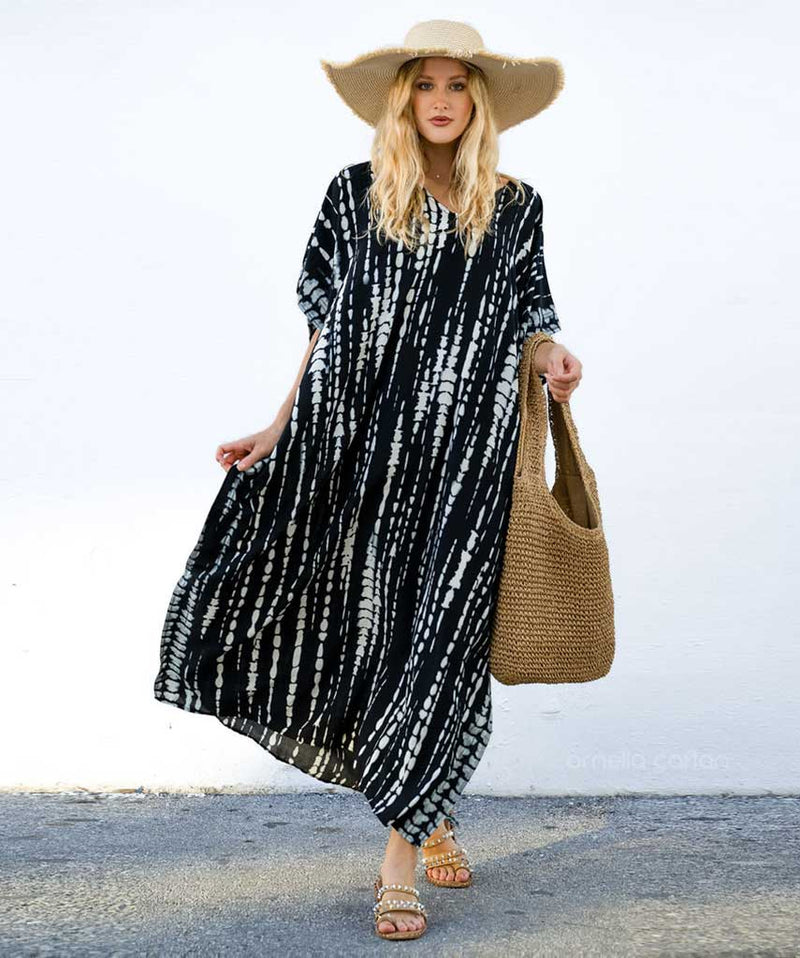 Zwarte tie-dye kaftan met elegante pasvorm – Lina