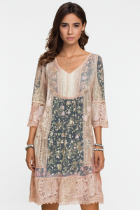 Bohemian Maxi Jurk met Bloemenprint en Kantdetails – Liora