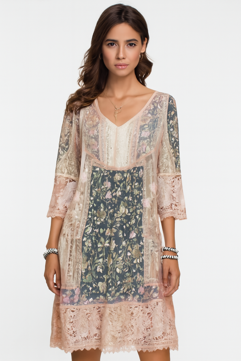 Bohemian Maxi Jurk met Bloemenprint en Kantdetails – Liora