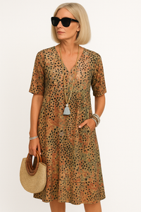 V-hals midi jurk met levendige print – Hilenya