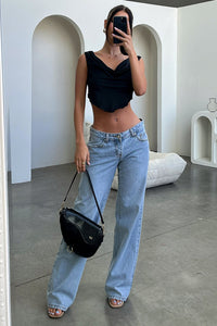 Low rise dames jeans met wijde pasvorm en zilveren details – Rilanna